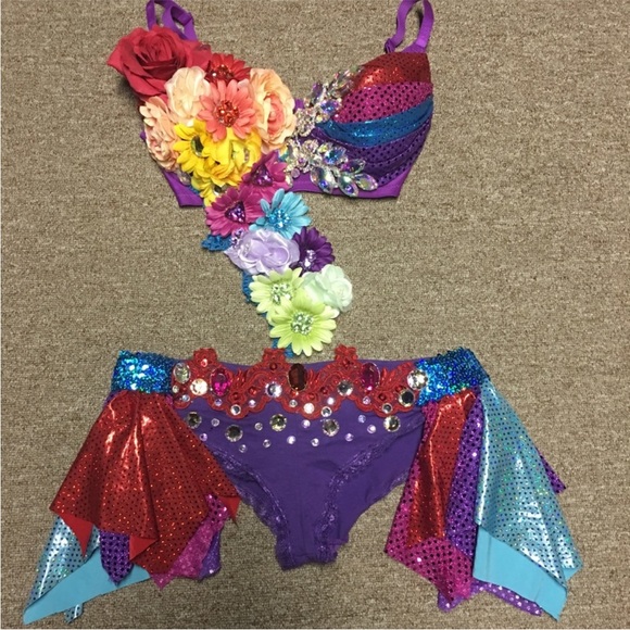 Electric Laundry Rave Outfit - Picture 2 of 3